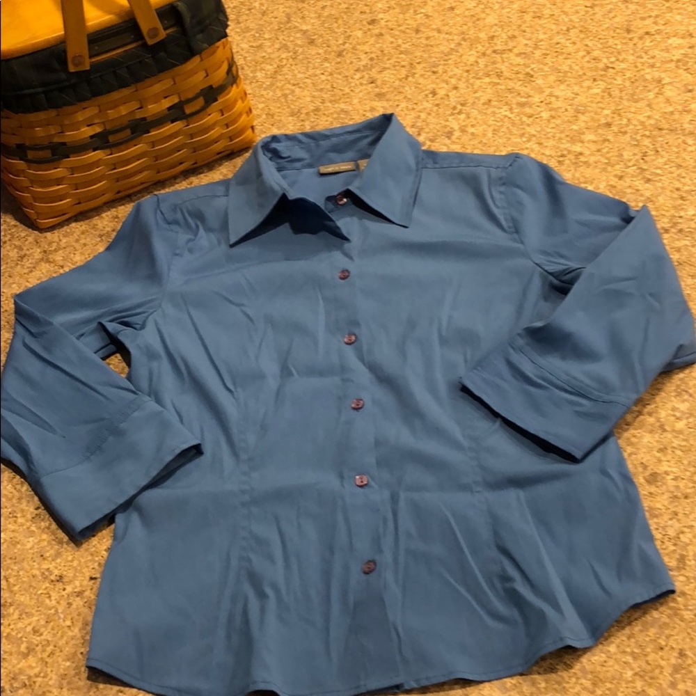 Apt. 9 Stretch Blue Button Up Top - Size Medium - image 1